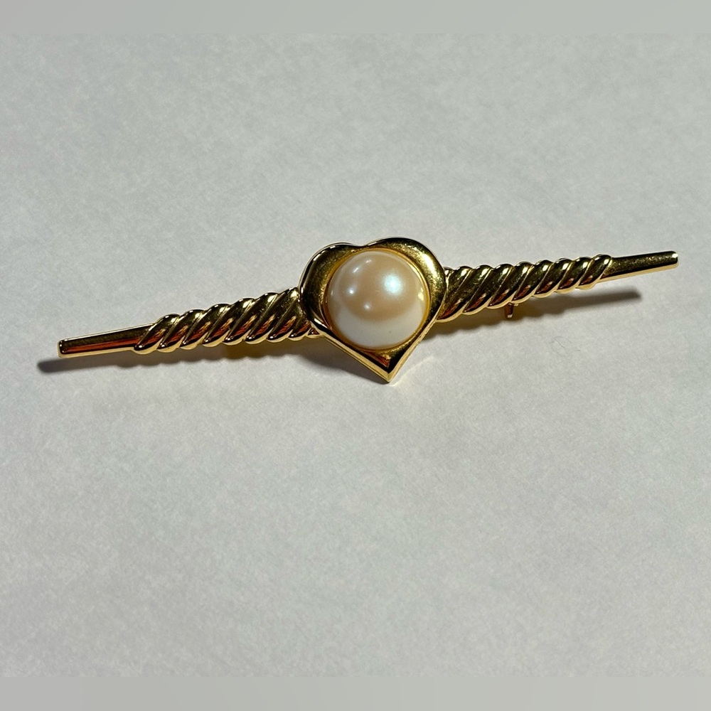 Twisted Bar Brooch w/ Faux Pearl 90s 80s Grandmacore Renaissance Fairycore